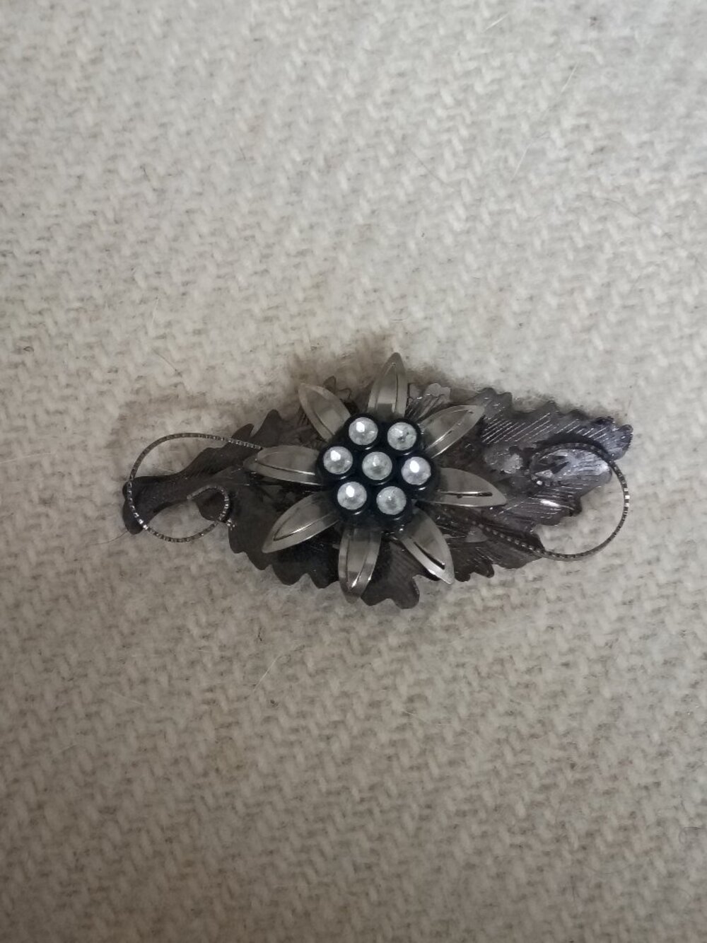 Vintage Costume Brooch Pin